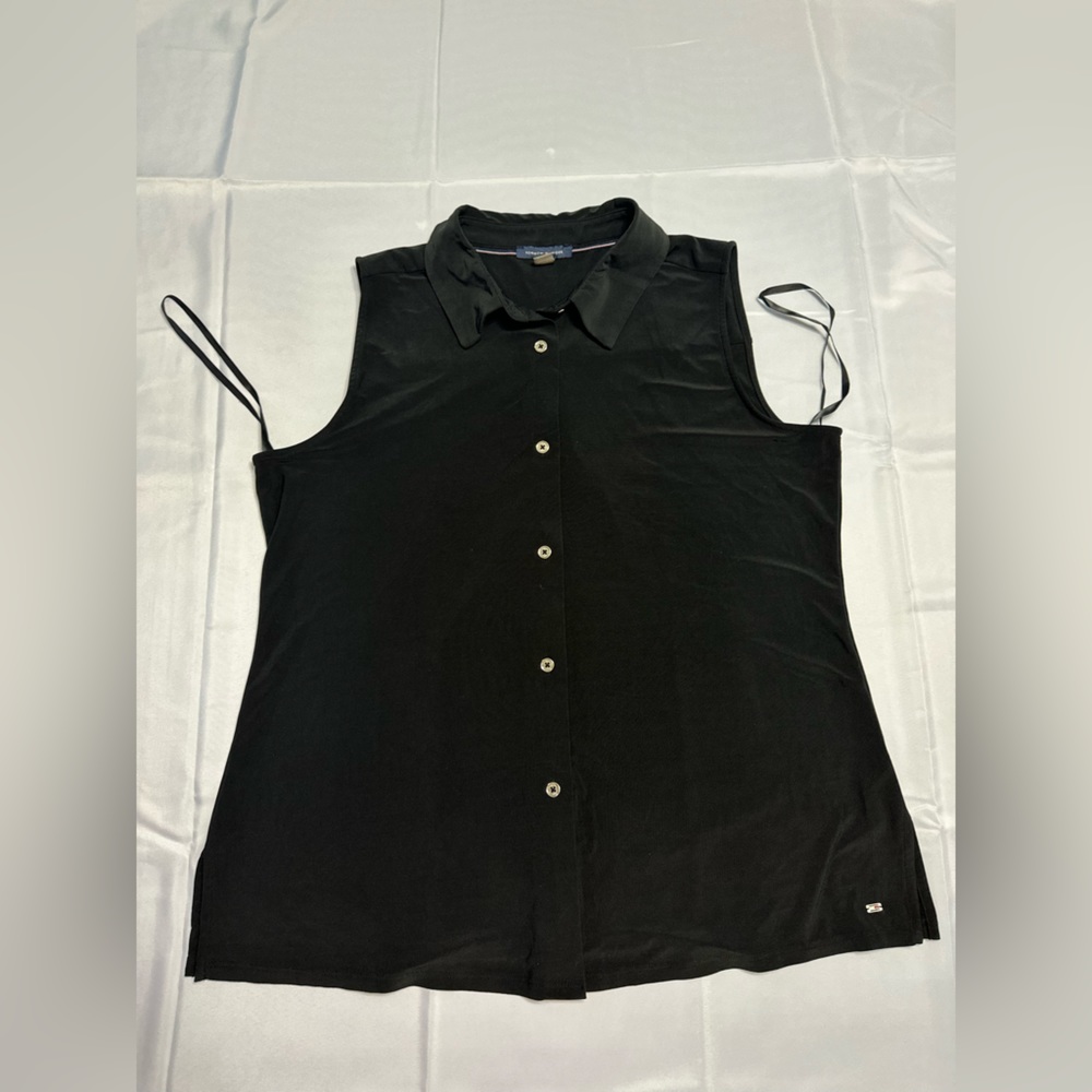 Tommy Hilfiger- Collared Button Down Sleeveless Top - Black - Medium